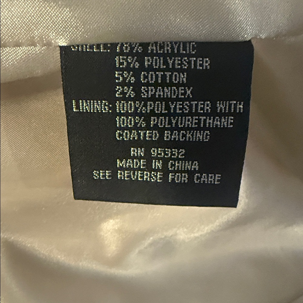 Luxurious Cream Teddy Jacket - Picture 5 of 5